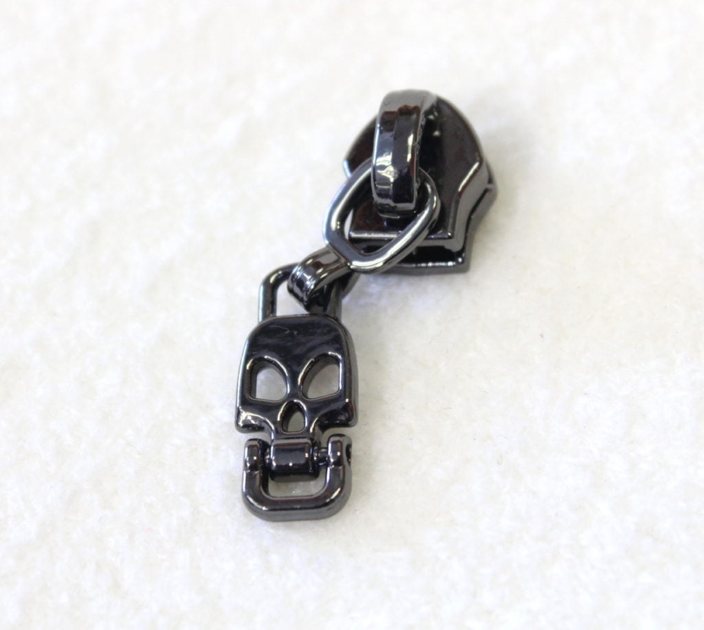 Emmaline Bags 5 Skull Zipper Pulls Maker Savvy