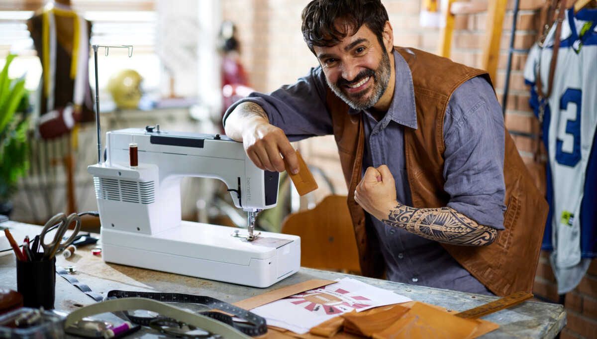 bernette 08 Straight Stitch - Open Box - Image 6